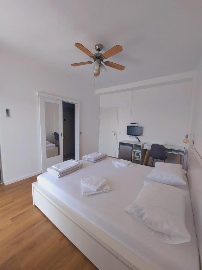 Vinko Rooms Primošten Extérieur photo