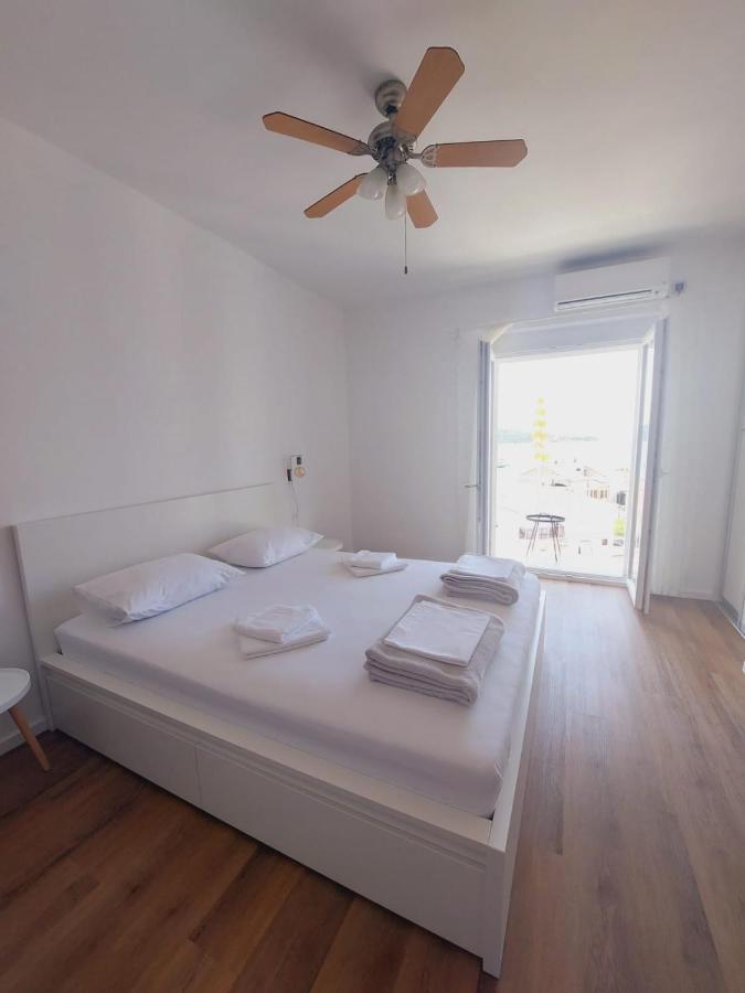 Vinko Rooms Primošten Extérieur photo