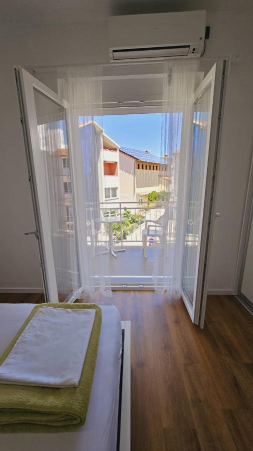 Vinko Rooms Primošten Extérieur photo